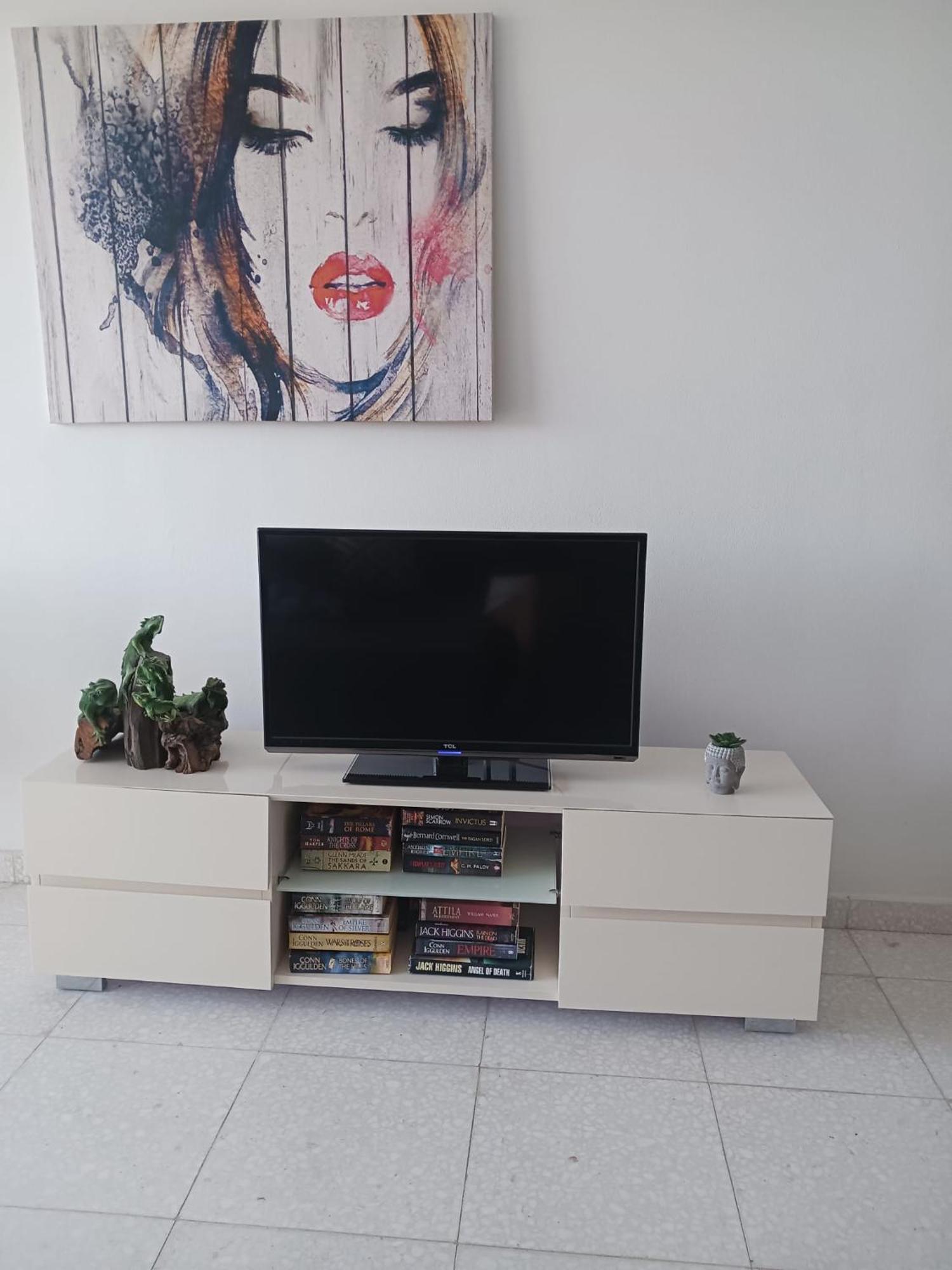 Modern Sea View Apartment Regina Gardens パ フォス エクステリア 写真