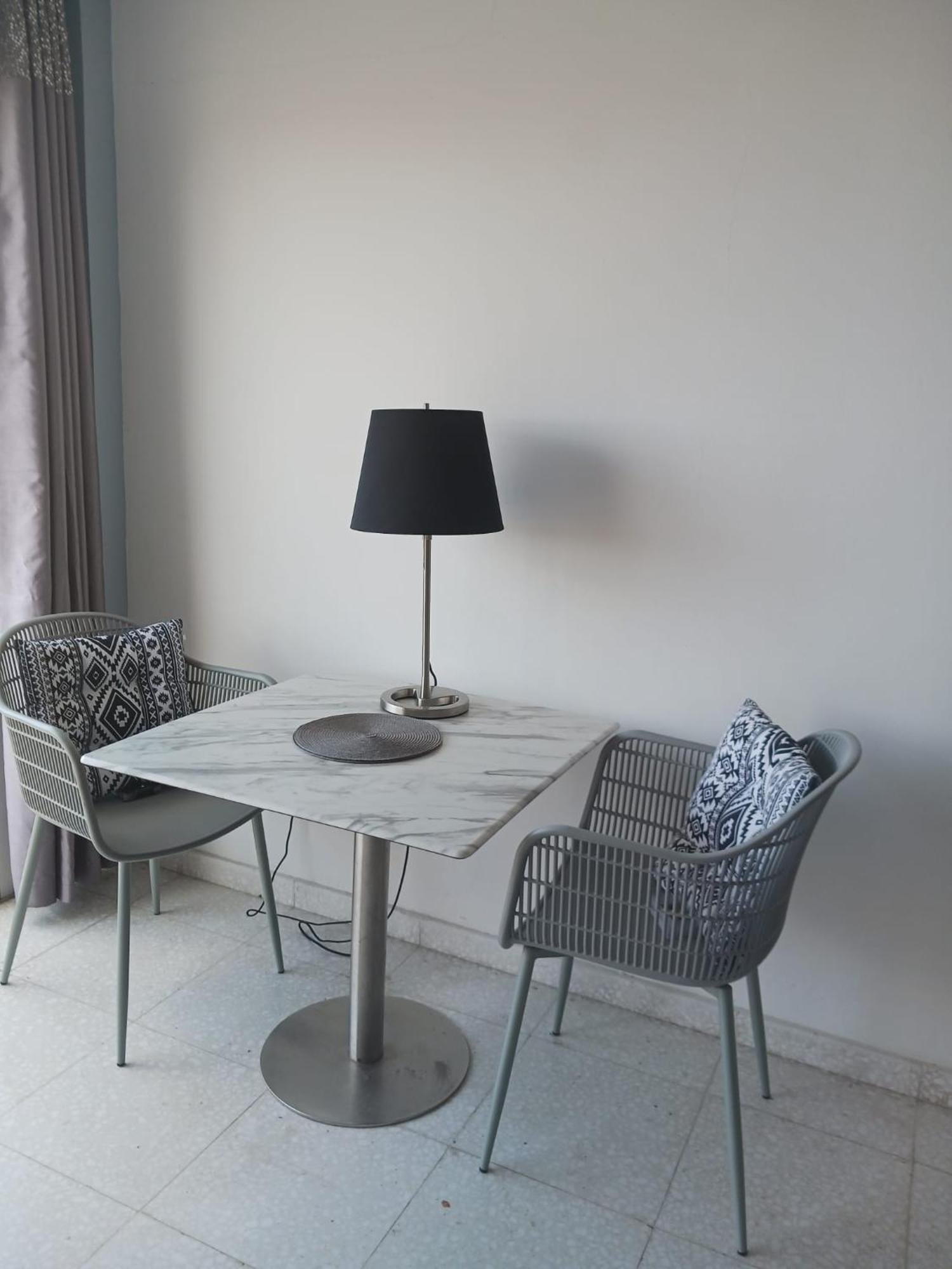 Modern Sea View Apartment Regina Gardens パ フォス エクステリア 写真
